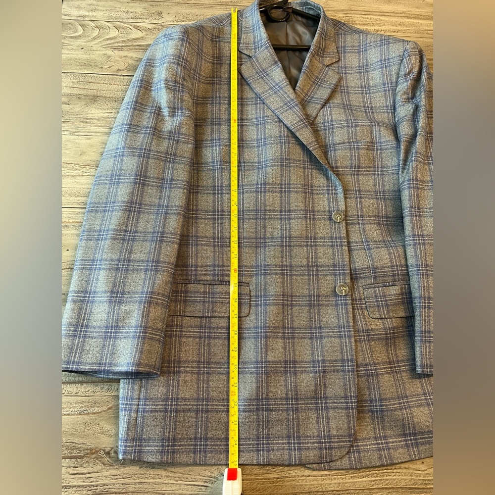 Gray and Blue Plaid Sport Coat with Notch Lapel. Pre-owned. Big & Tall. - Picture 6 of 11